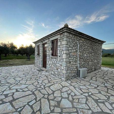 Appartamento Πετρόχτιστο Διαμέρισμα Loggos Esterno foto